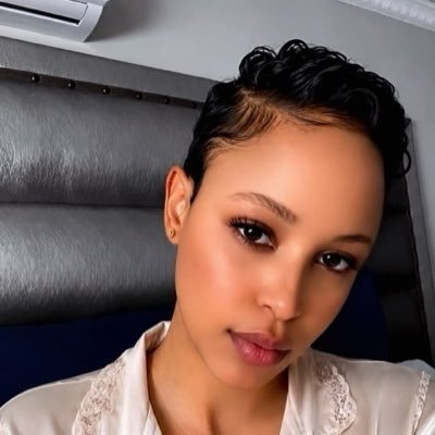 simply_rarang's profile picture