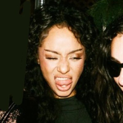 zoyablonded's profile picture