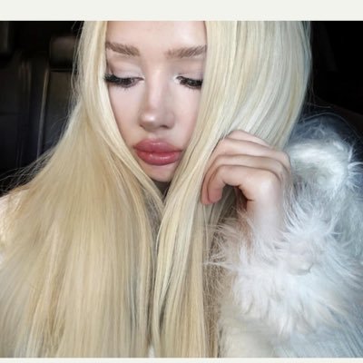 dasha's profile picture