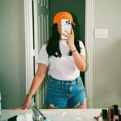 8's profile picture