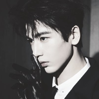 วอลนัทของจางหลิงเฮ่อZHANGLINGHE (Slow)'s profile picture