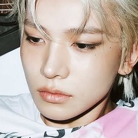 val is seeing enha's profile picture