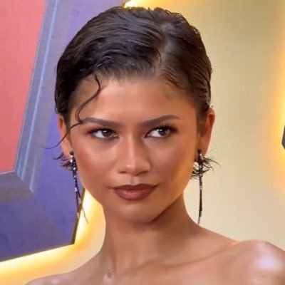 sara's profile picture