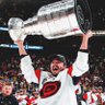 🏆 - Carrie 🌈🏒 的头像