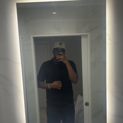 Ak's profile picture