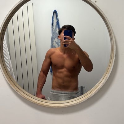 AlphaWood's profile picture