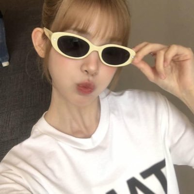 ѕєяℓуυнα | мιηg∂єℓιση 🍋's profile picture