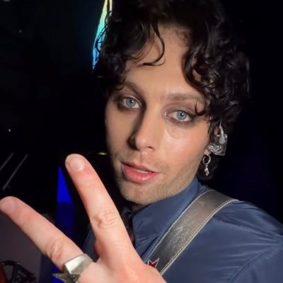 deadandahalf's profile picture
