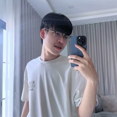 natthapong's profile picture