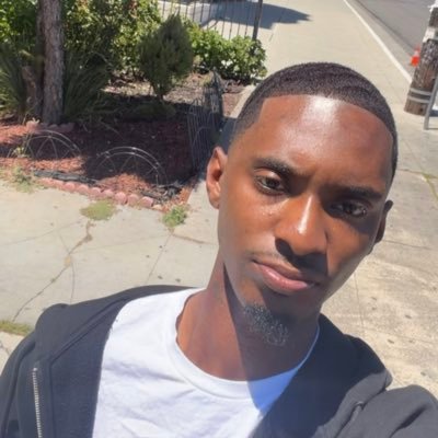 yae๐ฐโ๏ธ's profile picture