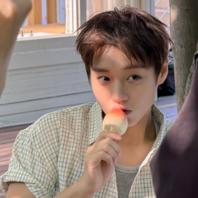 iluvegayppl's profile picture
