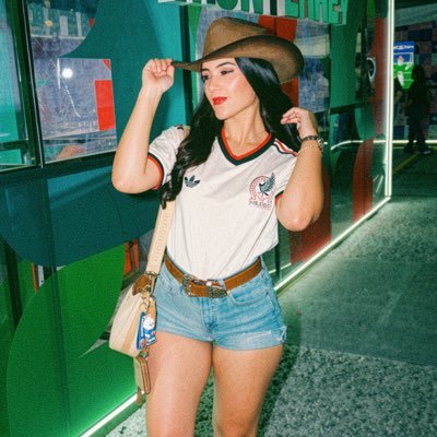 _FabiolaValdes's profile picture
