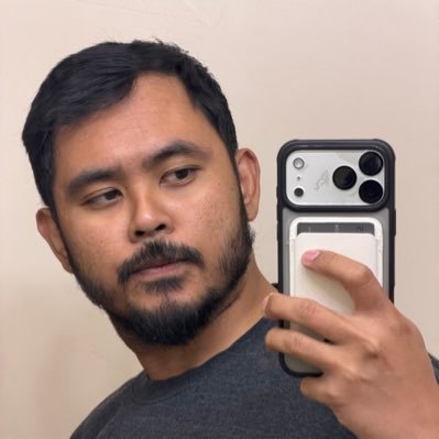 j's profile picture