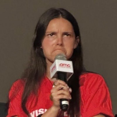 *leslie's profile picture