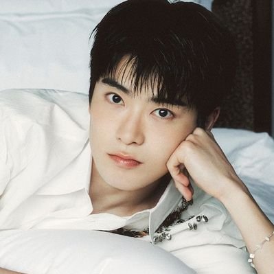 𝘀𝗽𝗿𝗶𝗻𝗴𝗼𝗻𝗳𝗲𝗯's profile picture