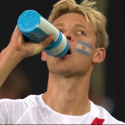 rorox_12's profile picture
