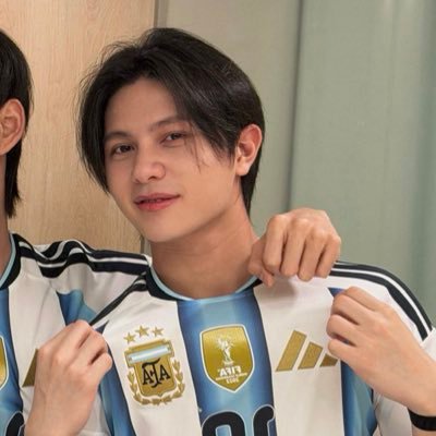 porjor ྀི's profile picture