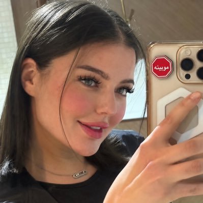 KhanMobeena's profile picture