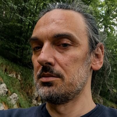 𝕵𝖆𝖓 𝕷𝖔𝖒𝖊𝖓 🗝's profile picture