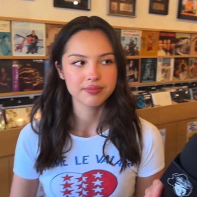 yslsours's profile picture