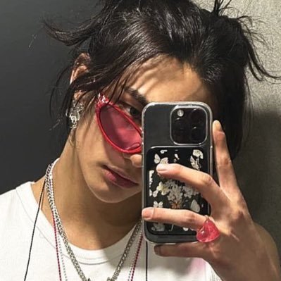 skzmeg's profile picture