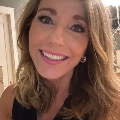 Beth Moore's profile picture