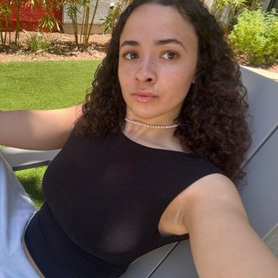 Lotus 🪷✨🧞♀️'s profile picture