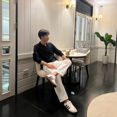 MAI CEO M-One mobile's profile picture