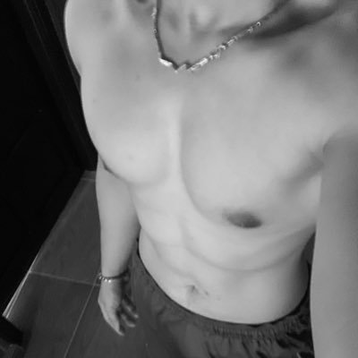 MakemeHorny05's profile picture