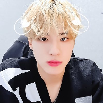 ㄴ ㅏ ㄴ ㅏ's profile picture