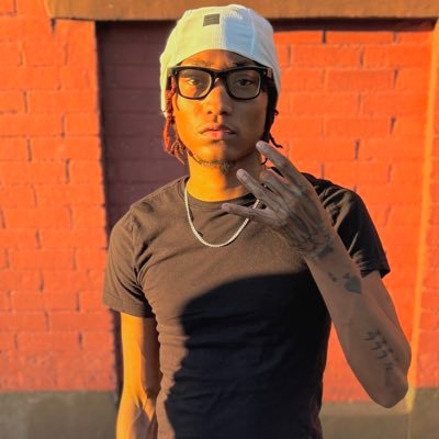 2xB3ASTY's profile picture