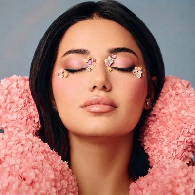 RahmaRiad's profile picture