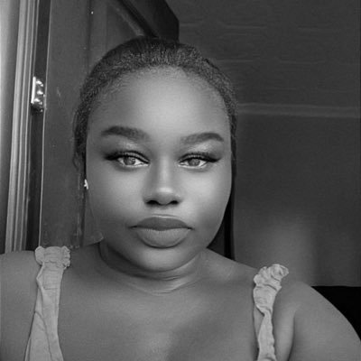 UniqHazel's profile picture