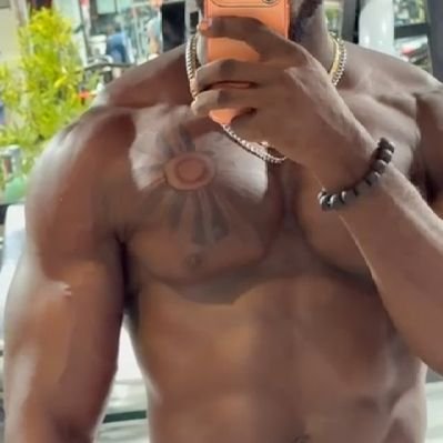 Olushola Afelumo's profile picture