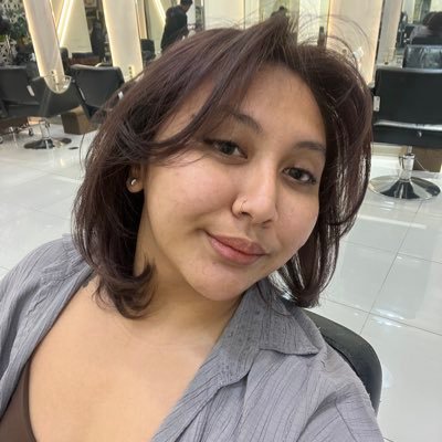 b🍼's profile picture