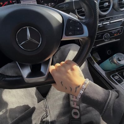 𝐢Ceberg̶'s profile picture