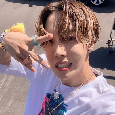 𓃠's profile picture