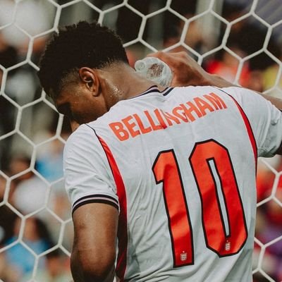 Bell!🏴󠁧󠁢󠁥󠁮󠁧󠁿🇸🇦🇨🇼's profile picture