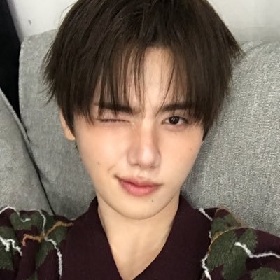 cravitytwt's profile picture