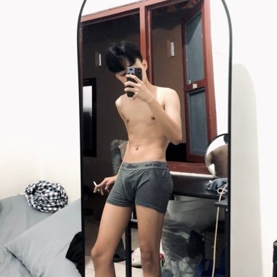 flvv's profile picture