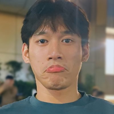 bee | bingbong's 🐻🌱's profile picture