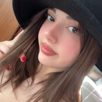 ebru's profile picture