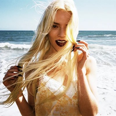 everyhouranya's profile picture