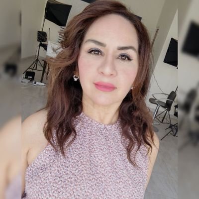 AguedaBarojas's profile picture