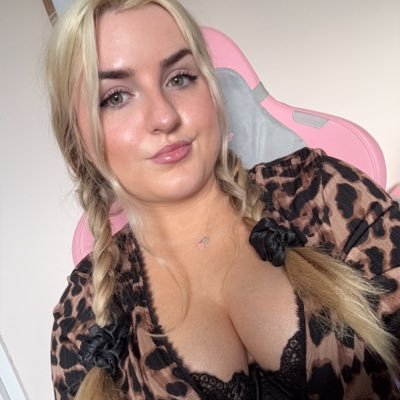HannahsLuxuries's profile picture