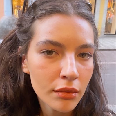 samantha's profile picture