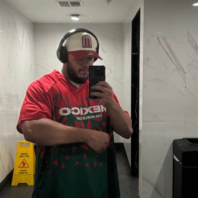 champagneferny1's profile picture