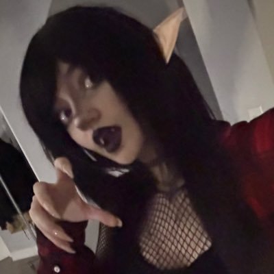 crypt's profile picture