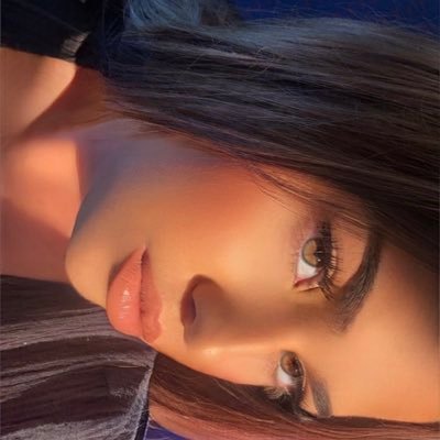zelyadbz's profile picture