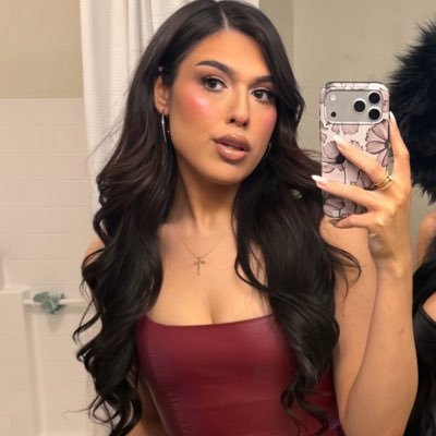 athenalayna's profile picture